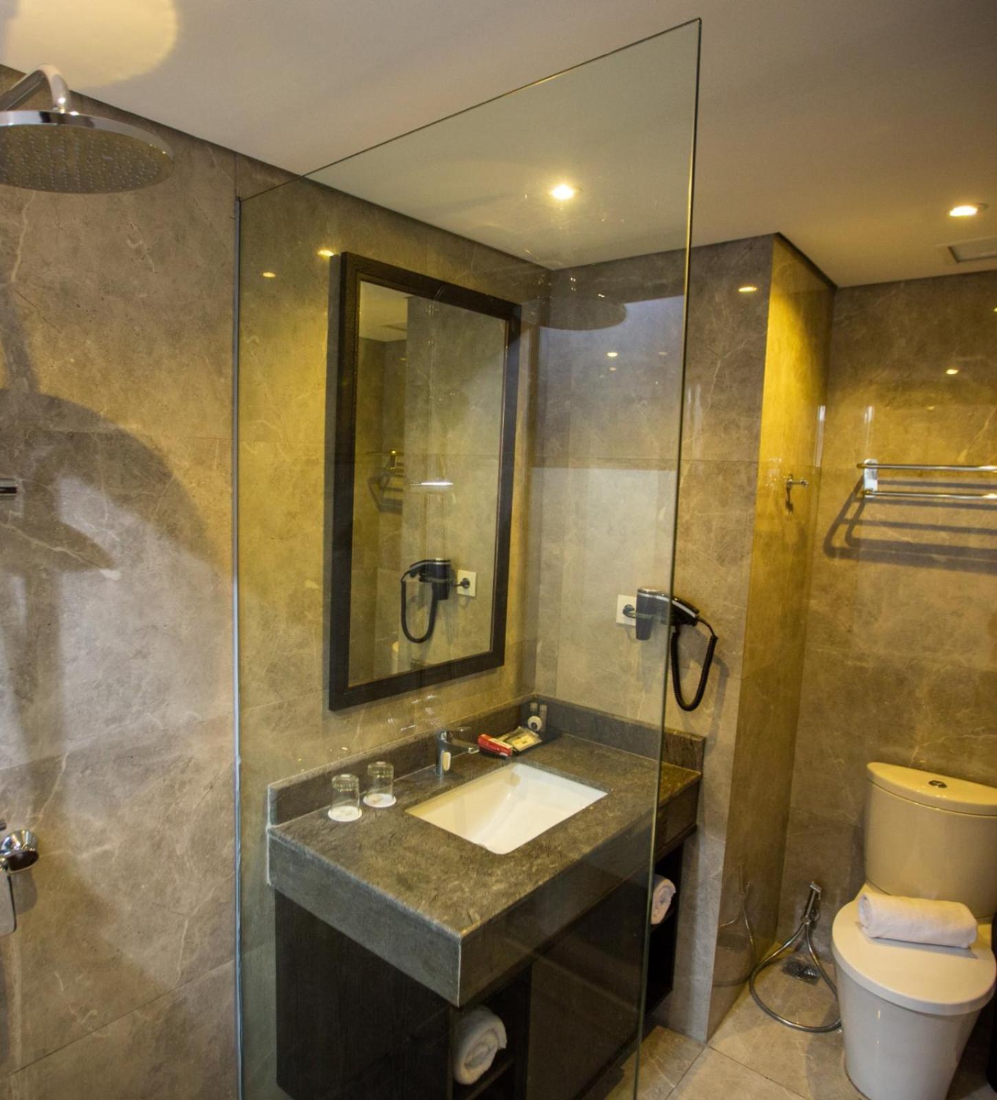 Hotel Suni Abepura Jayapura Dış mekan fotoğraf